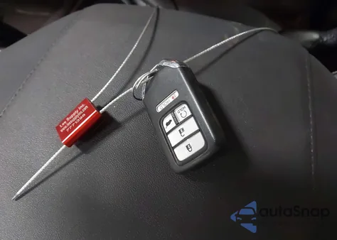 2020 Honda Odyssey Elite z USA, uszkodzony, nr VIN 5FNRL6H97LB016237